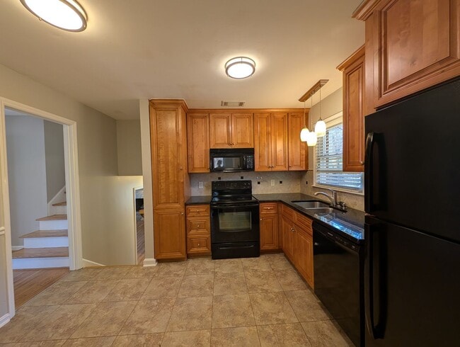 Photo - Beautiful 4 beds, 2.5 bath home located in the Shannon Park Community!