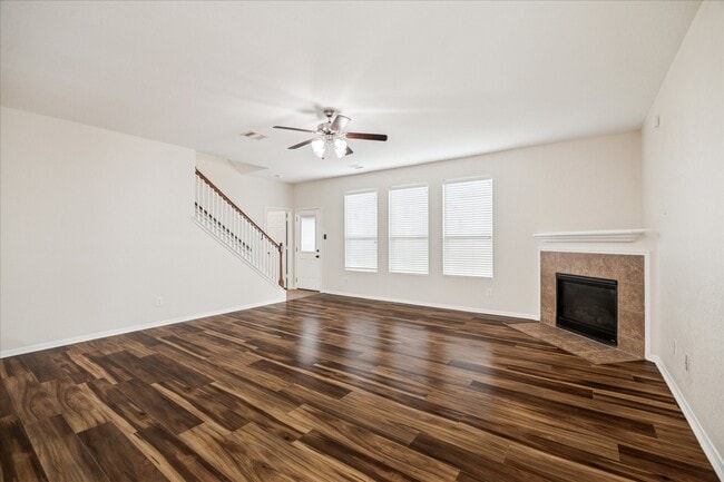 Photo - 5307 Espuela Ln