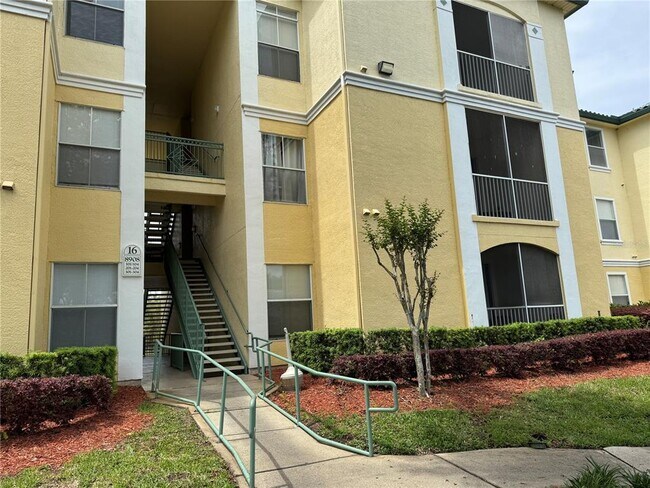 Building Photo - 8908 Legacy Ct Unit 16 103