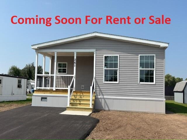 Building Photo - 261 Crestwood Dr Rental