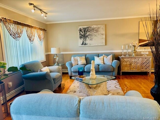 Photo - 177-68 Meadow Dr Unidad 1st Floor