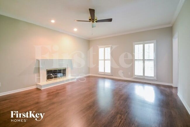 Photo - 516 Olde Towne Ln