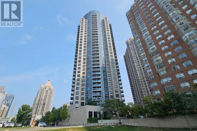 Photo - 330 Burnhamthorpe Rd W Unit 1902