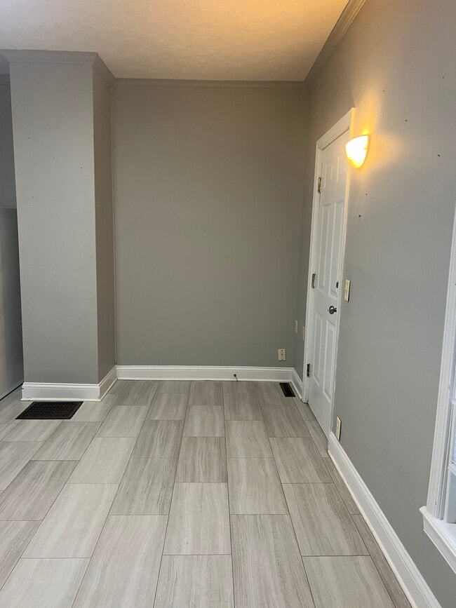 Photo - 2707 South St