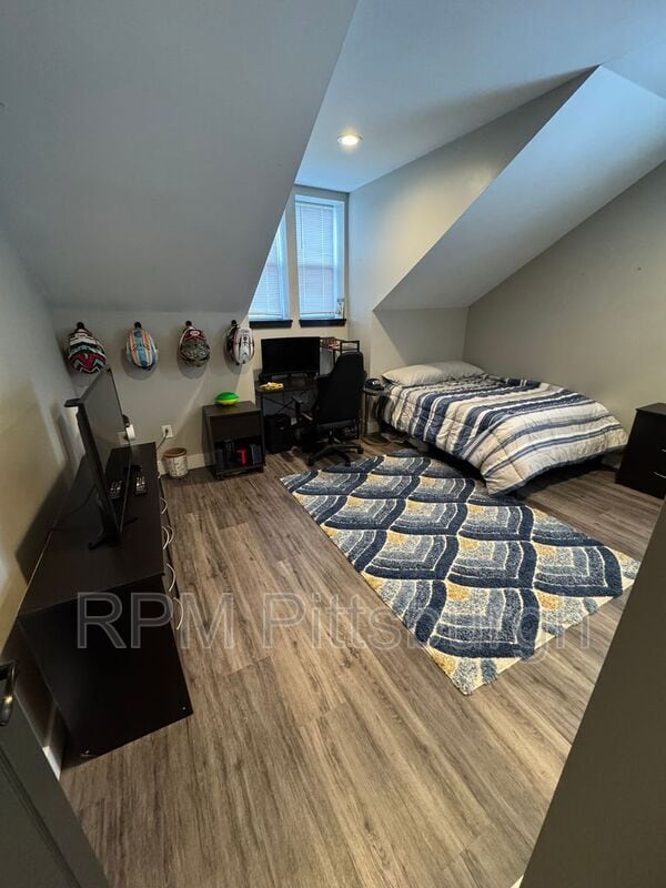 Photo - 5148 Dearborn St