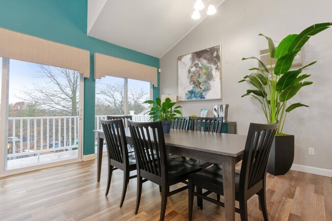 South Winds Apartments