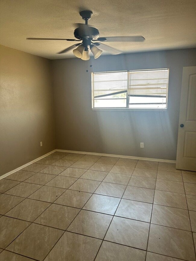 Photo - 1517 Century Ave
