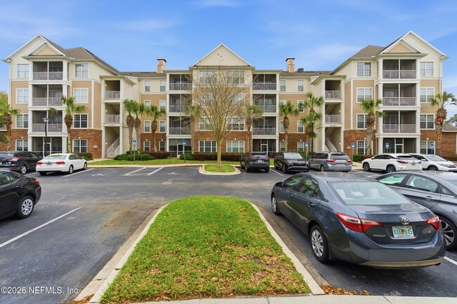 Building Photo - 11251 Campfield Dr Unit 3105