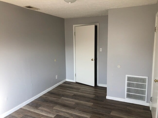 Helena Apartments
