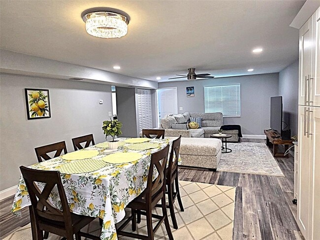 Photo - 5105 Tangerine Ave S