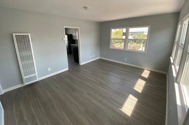 Photo - 3995 Inglewood Blvd