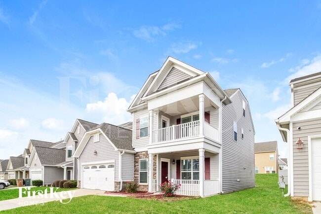 Building Photo - 2207 Talon Dr