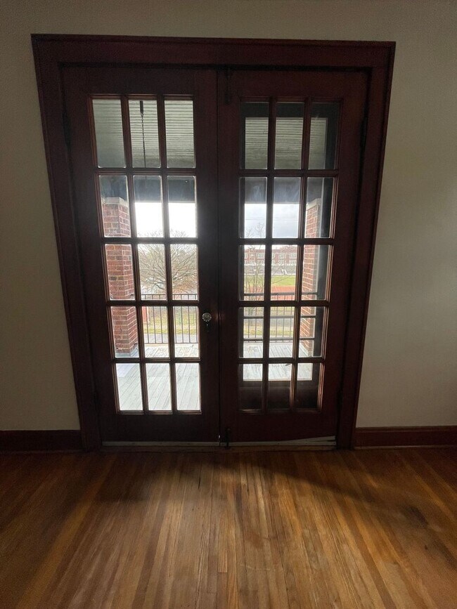 EBP Calumet - EBP Calumet Unit Apt 4