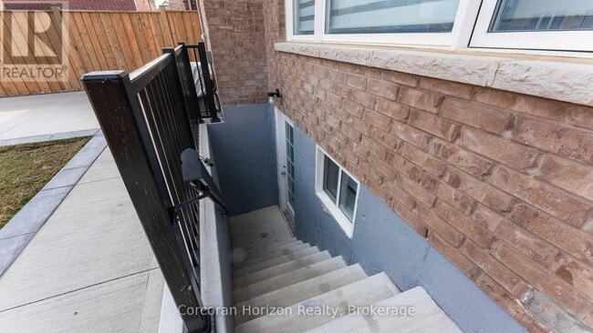 Photo - 9 Price St