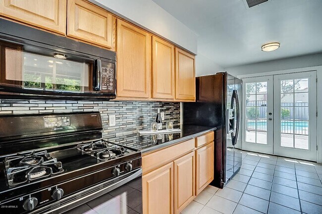 Photo - 4 BEDROOM, 2 BATHROOM HOME WITH SPARKLING ...