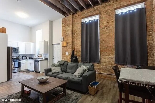 Photo - Located in the heart of Pilsend Unit 1R
