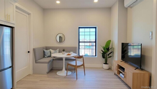 Photo - 82-19 Northern Blvd Unit 3A