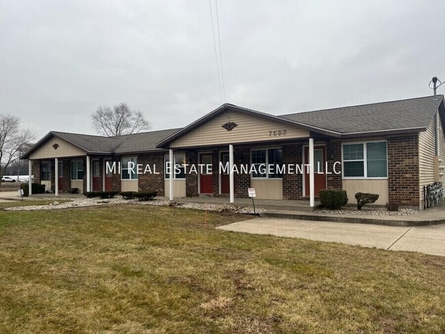 Photo - 7593 48th Ave