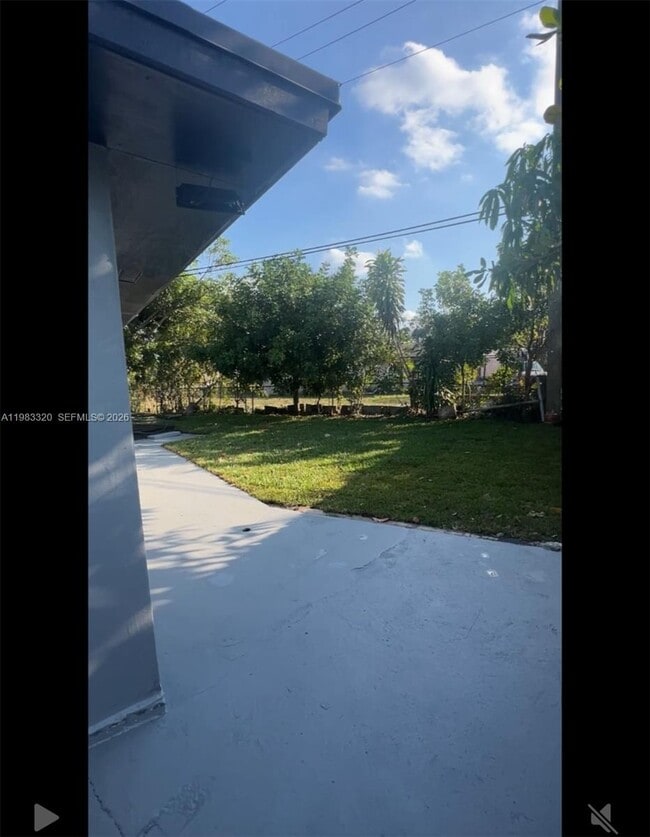 Photo - 3820 SW 16th St