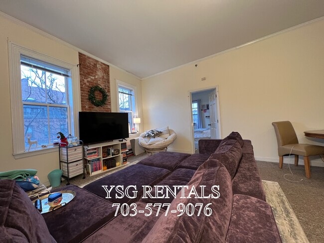 Photo - 4 Davis Ave Unidad 1b