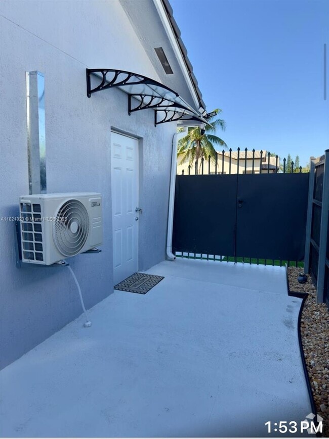 Building Photo - 17271 SW 150th Ct Unit - Rental