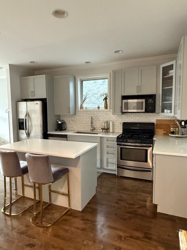 Photo - 1319 N Bosworth Ave