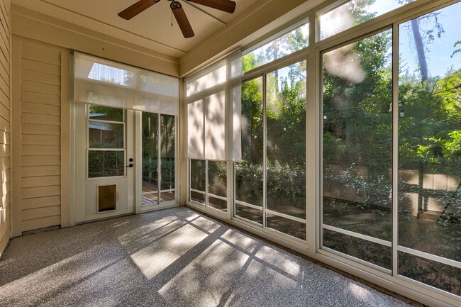 2006 Little Palm Way