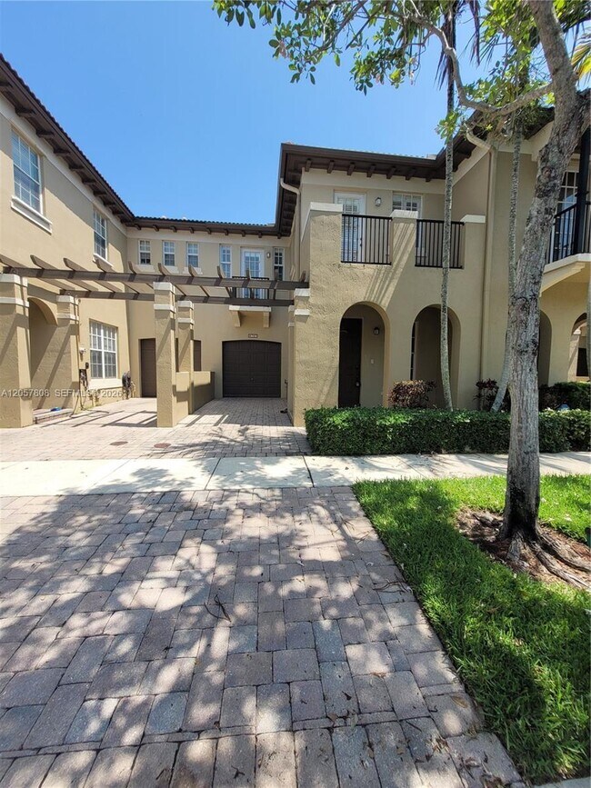Photo - 8707 Buckskin Manor