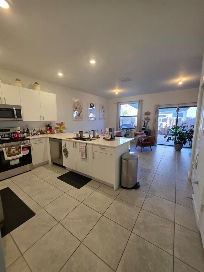 Photo - 23337 SW 128th Ave