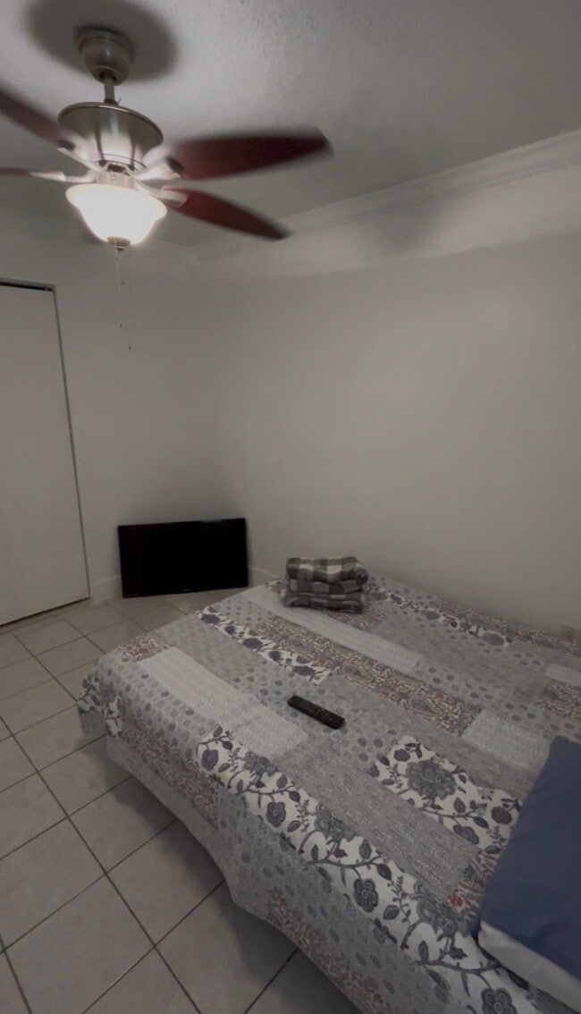 Photo - 10829 NW 7th St