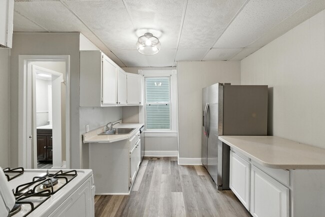 Photo - 5100 Berwyn Rd