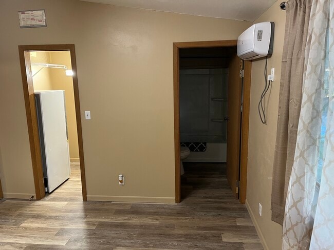 Photo - 1652 Barney Bass Rd