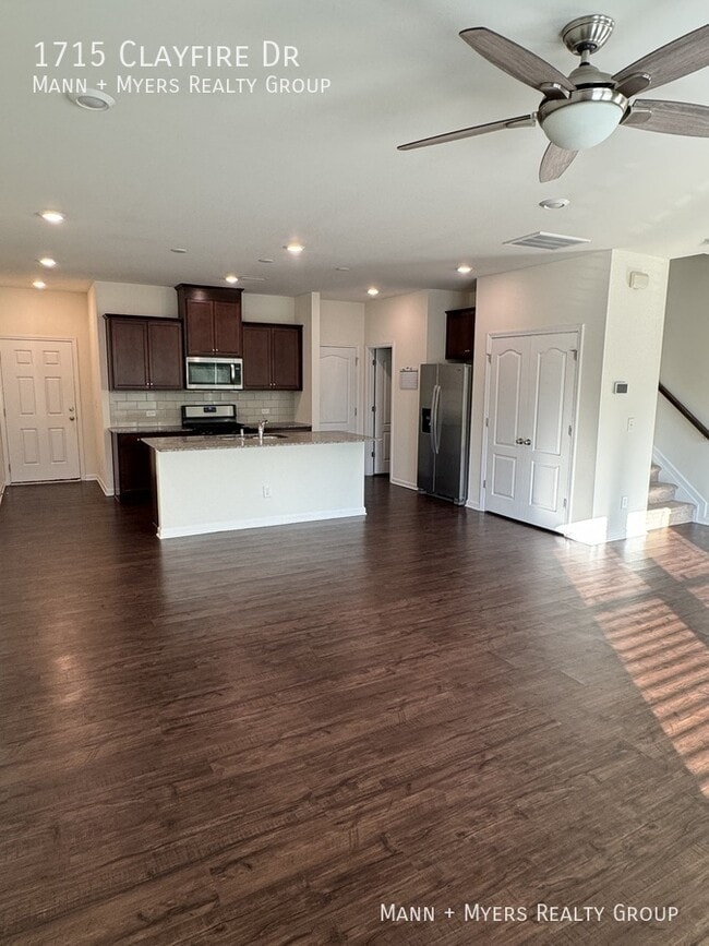 1715 Clayfire Dr.