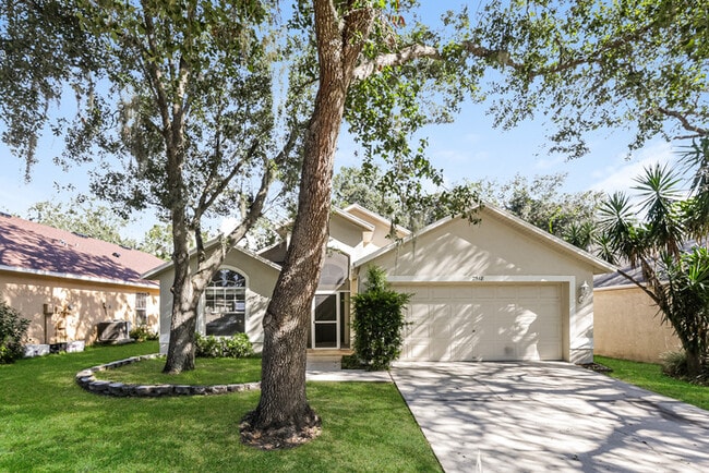 Building Photo - 2518 Clareside Dr