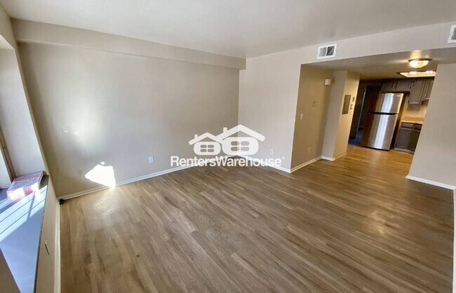 Photo - 1885 S Quebec Way