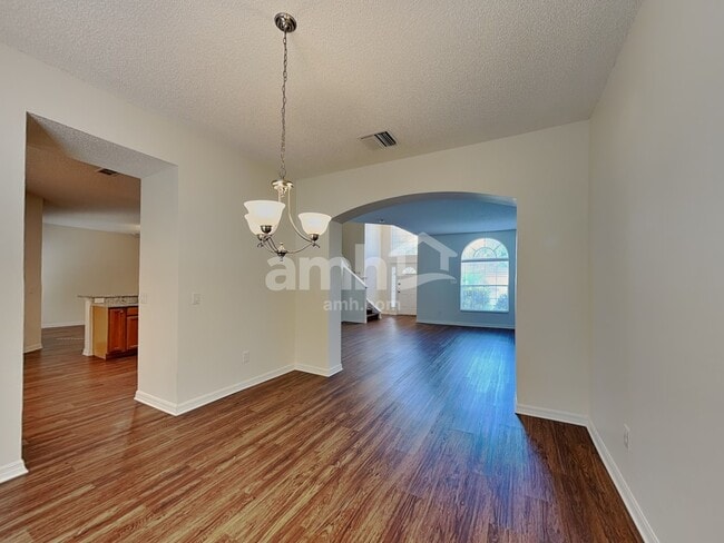 Photo - 1921 Darlin Cir