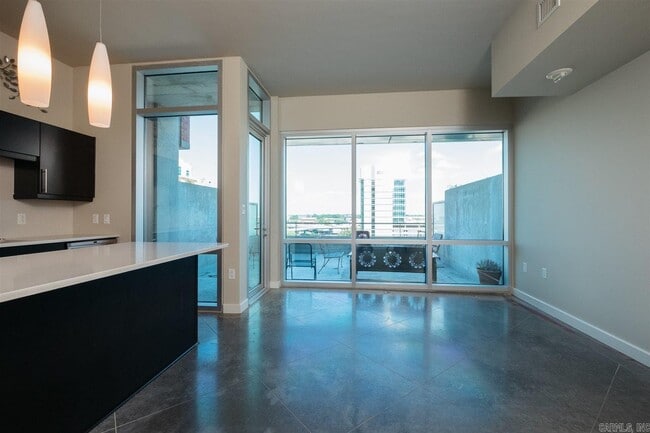 Photo - 315 S Rock St Unit 605