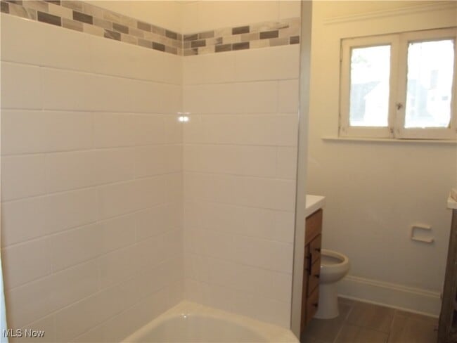 Photo - 10918 Ashbury Ave