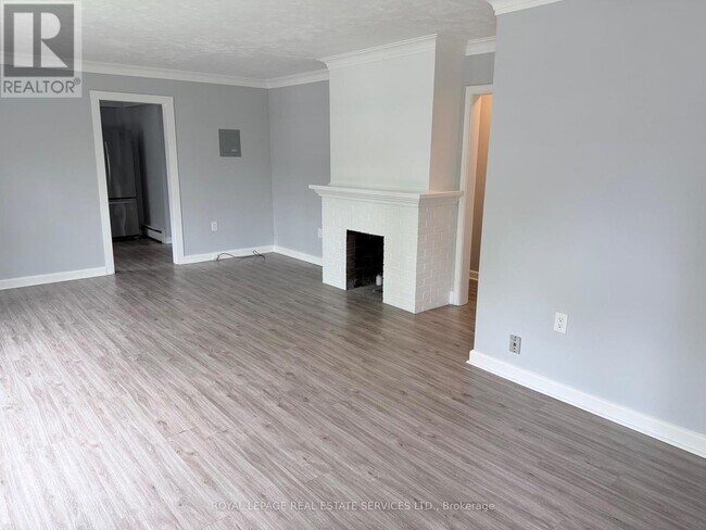 Photo - 302 Maple Ave Unit Main floor
