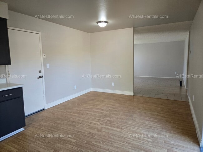 5025 Estates Dr