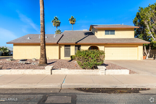 Building Photo - 2522 S Mulberry Rental