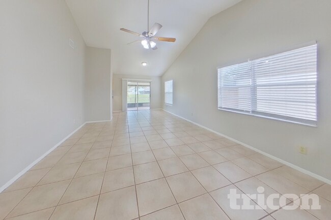 Photo - 13311 Laraway Dr
