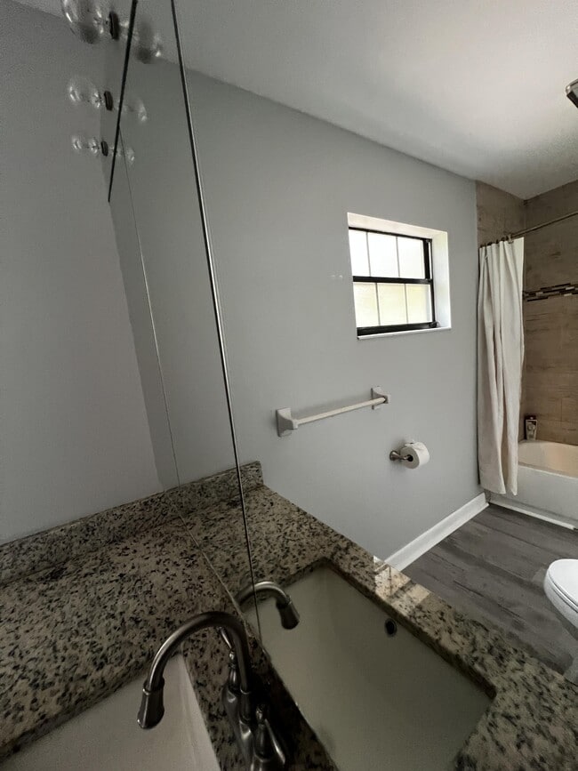 Photo - 1818 Blossom Ter