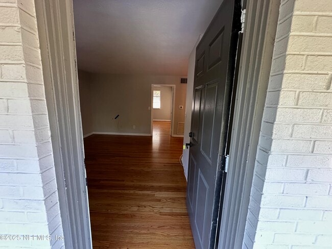 Photo - 1120 Cedar St Unit F