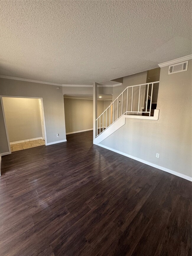 Photo - 7700 Creekbend Dr Unit 72