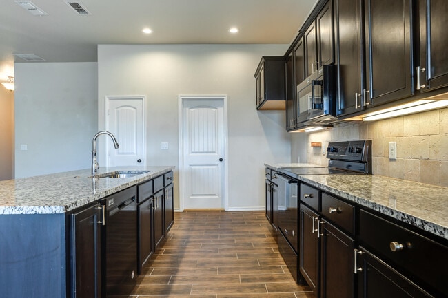 Building Photo - 13811 Uvalde Ave Rental