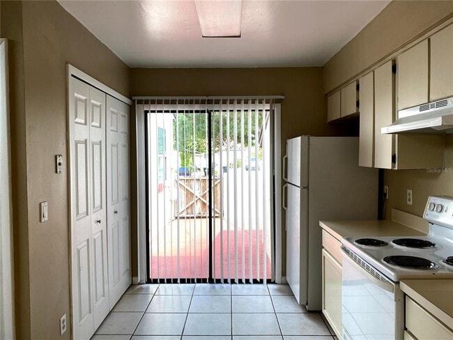 Photo - 755 Golden Sunshine Cir