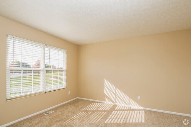 2BR, 1BA - 1,060SF - Primary Bedroom