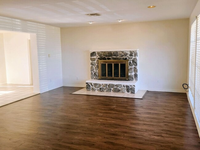 Photo - Coming soon 3 bed 2 bath house on the mesa!