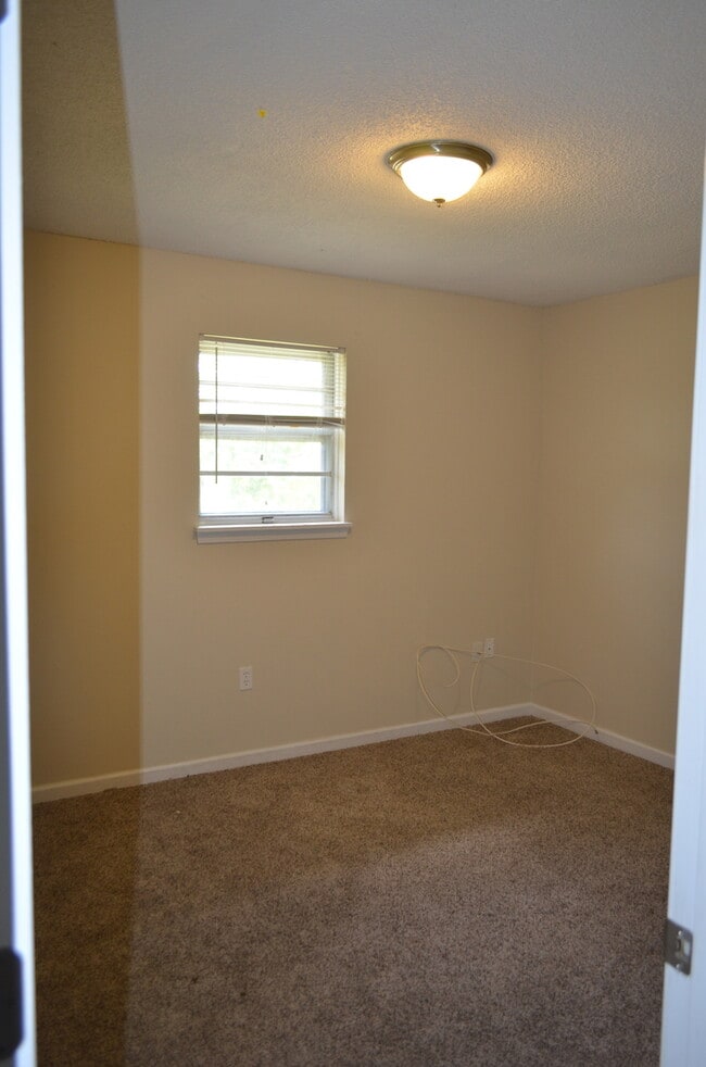 Photo - 4631-4633 Southampton Ct Unit 4631 Southampton Ct